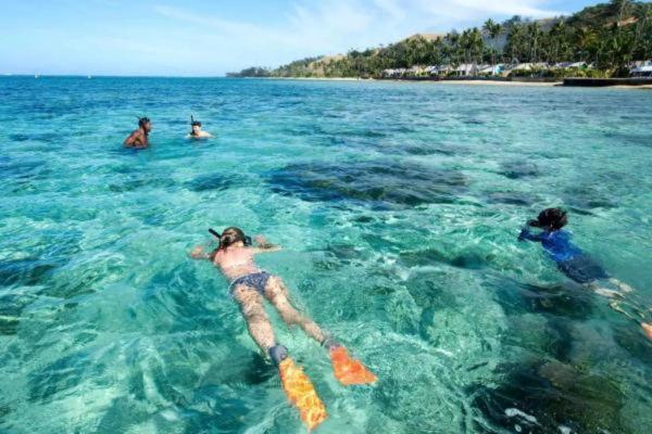 Mana Lagoon Backpackers Buitenkant foto
