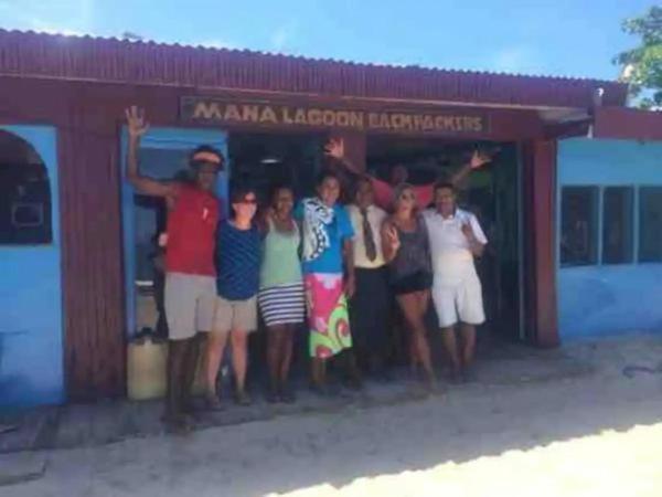Mana Lagoon Backpackers Buitenkant foto